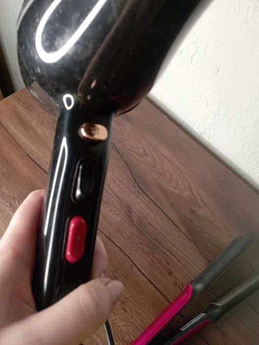 Набор: фен и утюжок-гафре