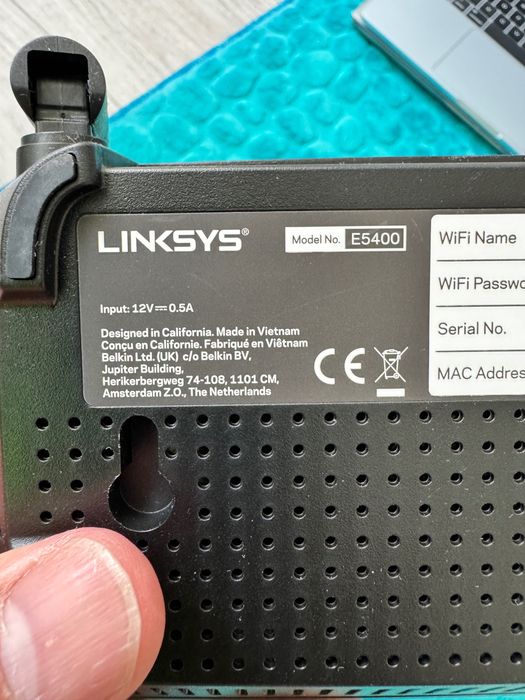 Продается Wi-Fi роутер Linksys E5400 (AC1200)