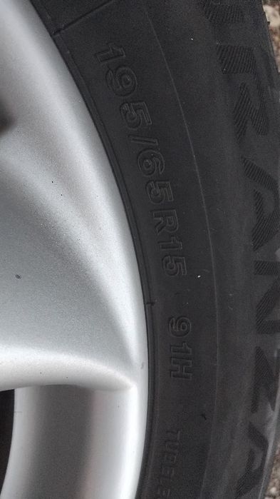 Оригинални алумиеви джанти с гуми за ситроен ц4, пежо