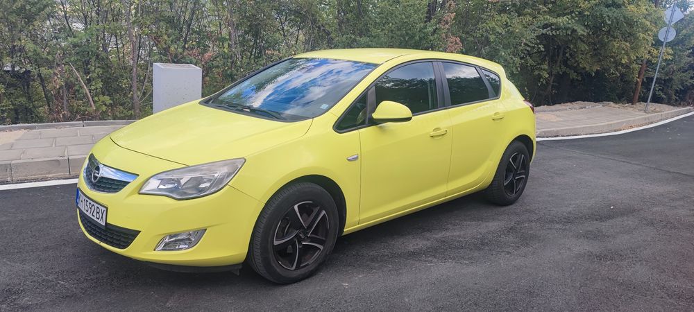 Opel Astra J 1.4 АГУ