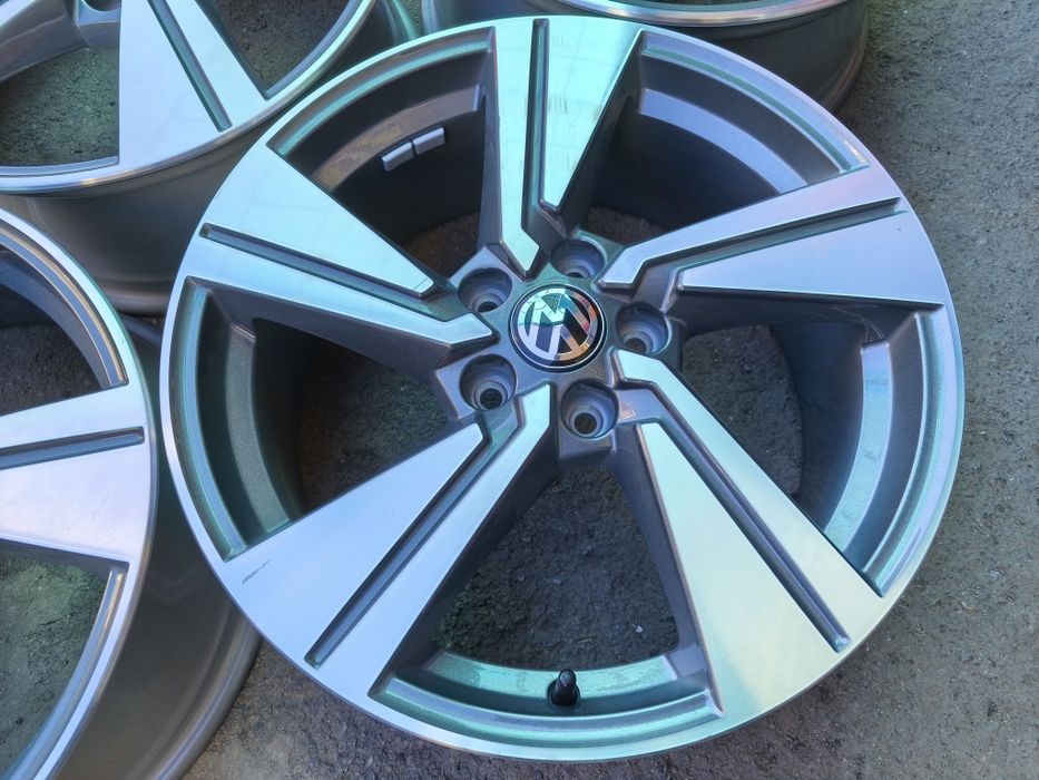 18" оригинални алуминиеви джанти за Vw T roc/Audi/Skoda.