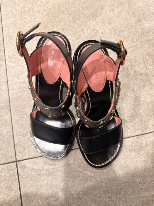 Обувки Louis Vuitton