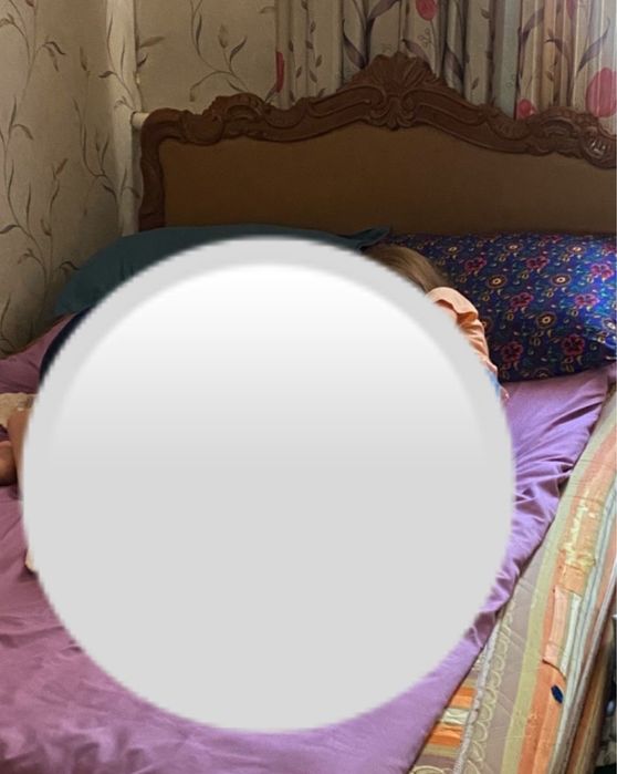 Продам спальный гарнитур