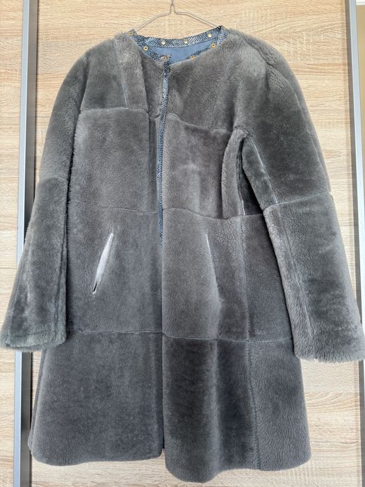 Blana/cojocel miel, doua fete, bleu cu gri, S, ca noua