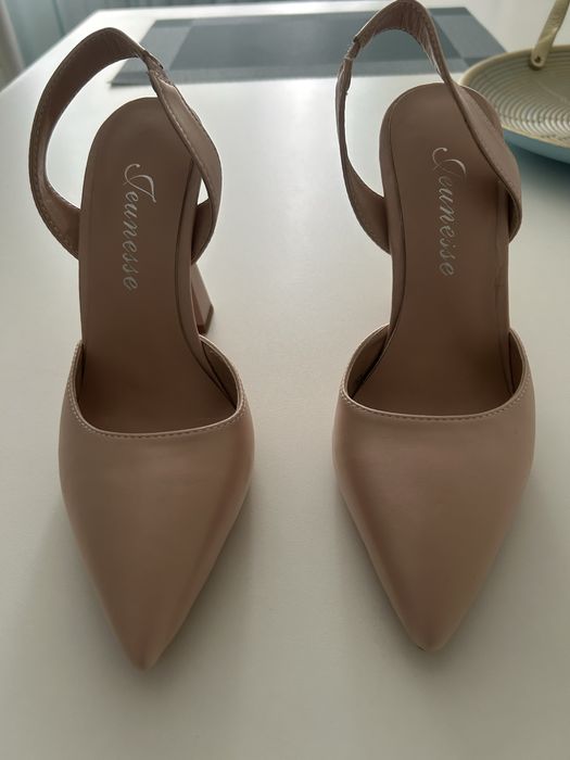 Босаножки новые