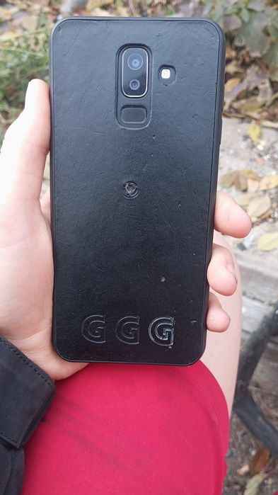 Продам два телефона