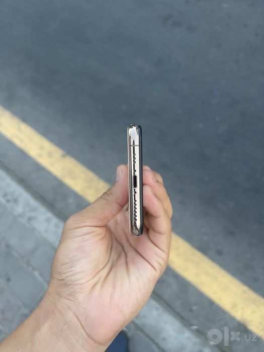 iPhone xs srocna sotladi bez fes
