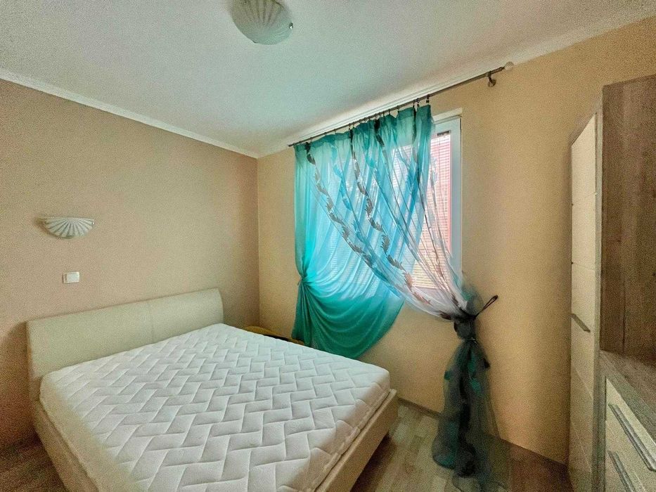 Тристаен апартамент в Слънчев Бряг!