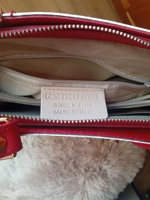 Poșeta elegantă de damă
