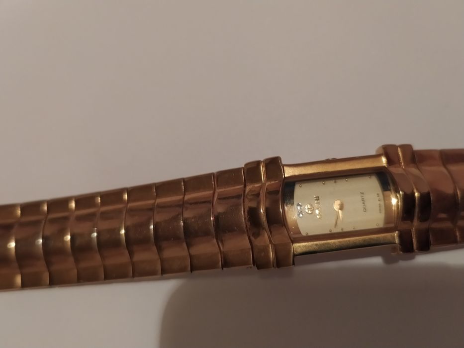 Продам часы ARCHI.