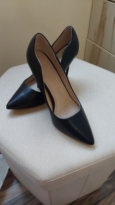 Обувки на висок ток 36 рр