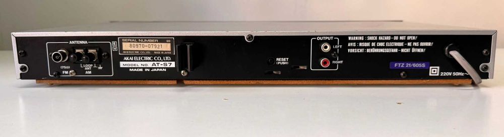 Akai AT-S7 Tuner Hi-Fi Stereo Made in Japan Slim pt Amplificator