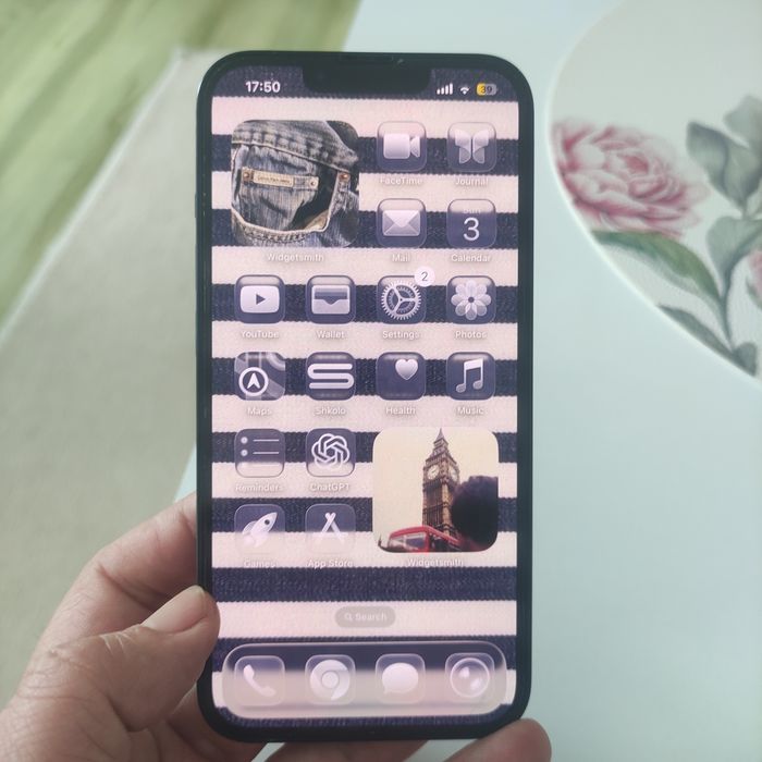 Iphone 13 с калъфи подарък