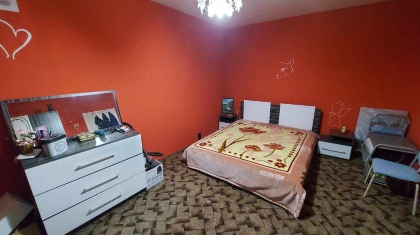 Продава се Двустаен апартамент в Търговище, Запад 2 - 71 кв.м за 1198 €/кв.м - Снимка #8