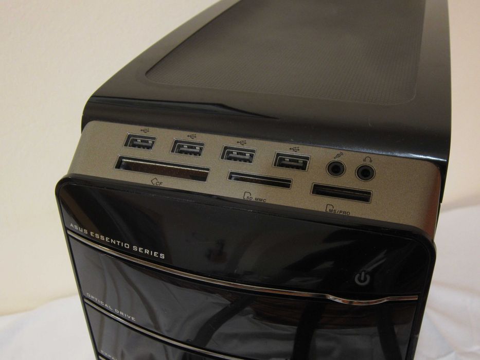 Настолен компютър Asus Essentio CM6650