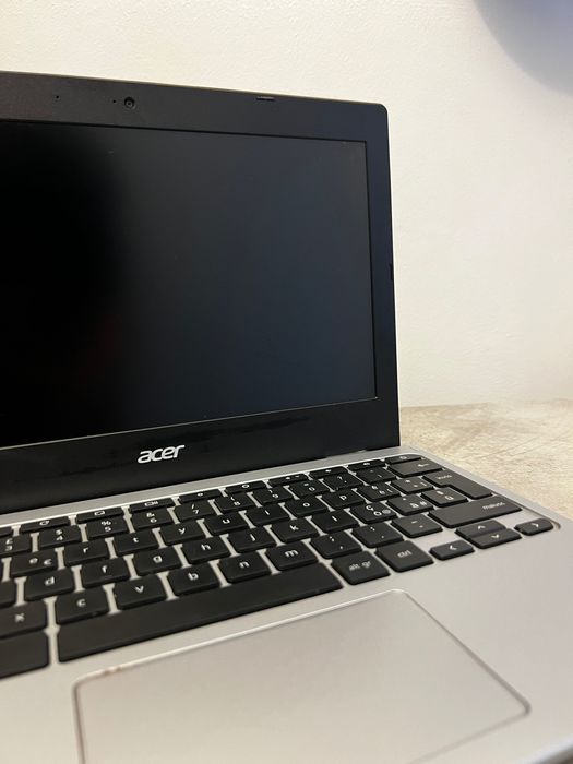Chrombook laptop