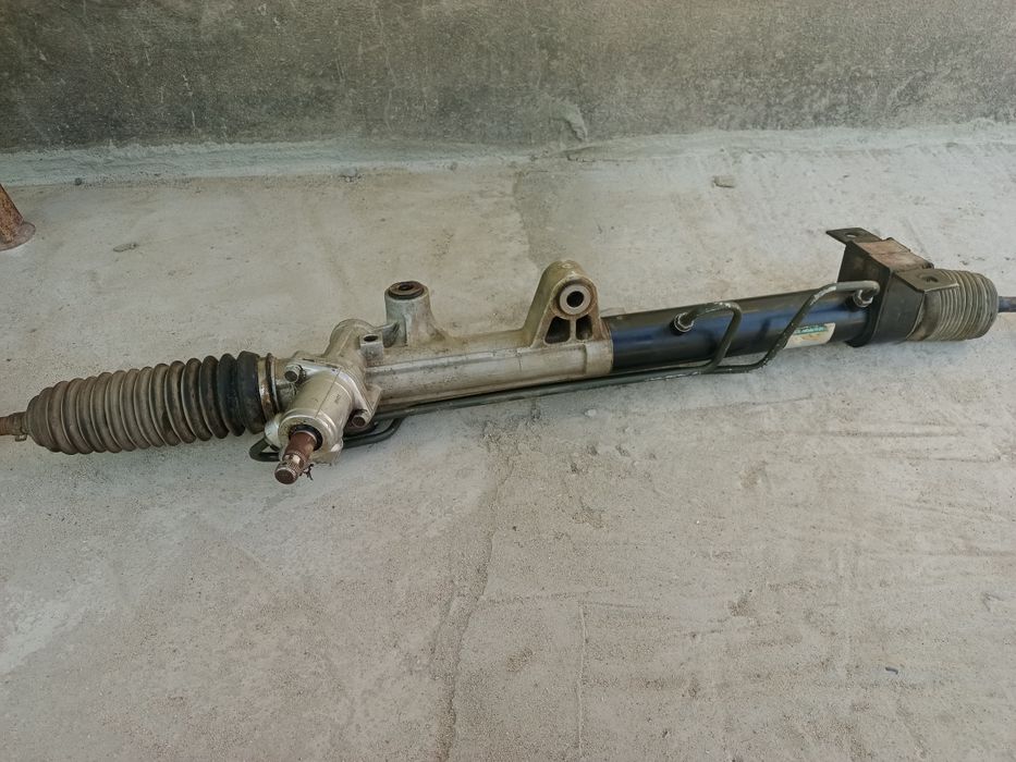 Срочно продам рулевую рейку