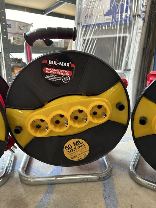 Удължител на макара 20м, 30м, 40м, 50м, 3 x 2.5 мм²