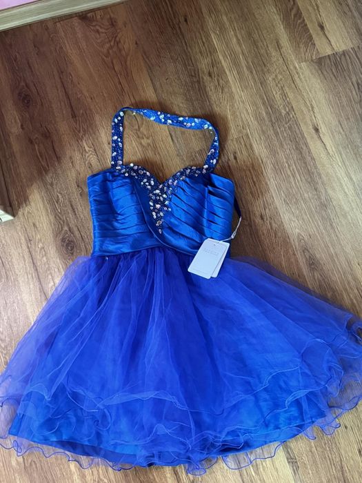 Официална рокля - размер С