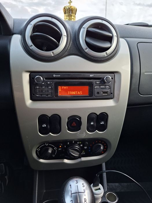 Vând Dacia Logan 2012 Pilot Automat/7 Locuri/GPL din fabrică 1.6 8 V