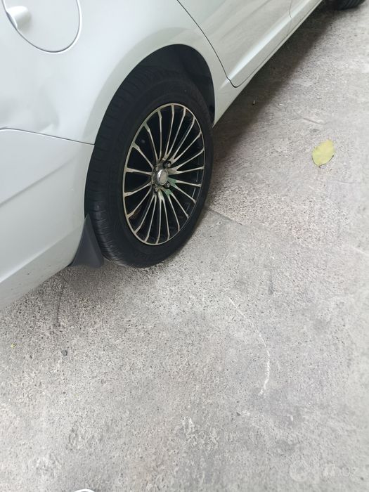 Obmen R17/215/55 VOSSEN