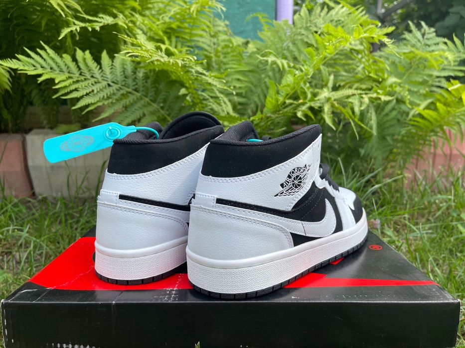 Кроссовки Nike Air Jordan 1Mid