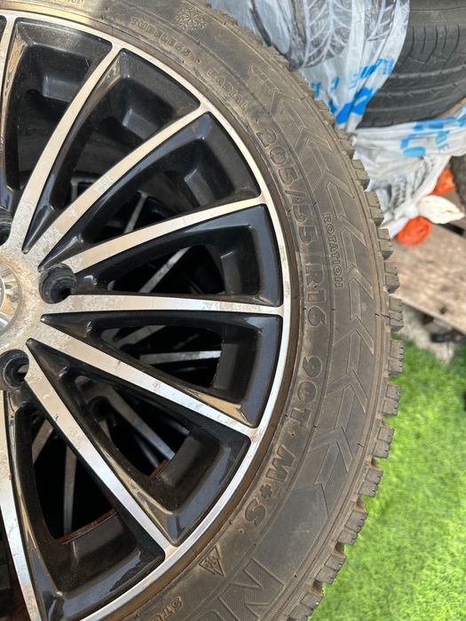 Продам шины на авто