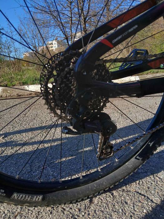 Продавам колело ROCKRIDER ST530S