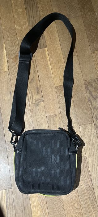 Оригинална чанта Karl Lagerfeld унисекс