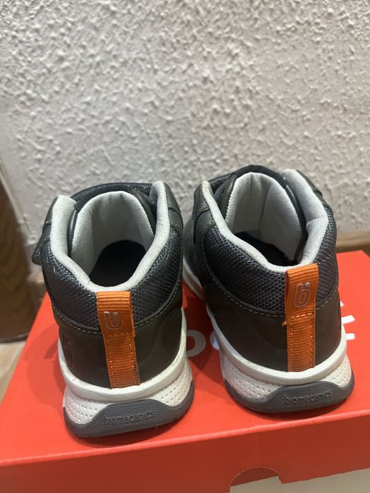 Обувки Biomechanics 26 номер