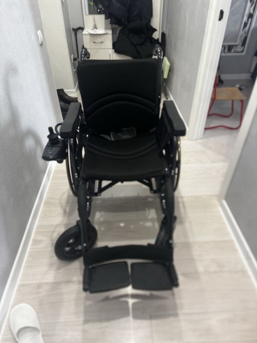 Инвалидная коляска