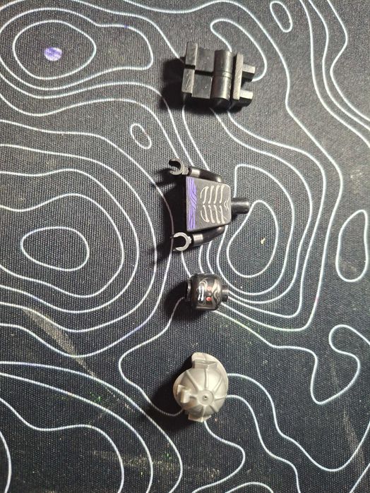 Разные фигурки LEGO