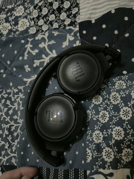 JBL TUNE 520BT fara cutie