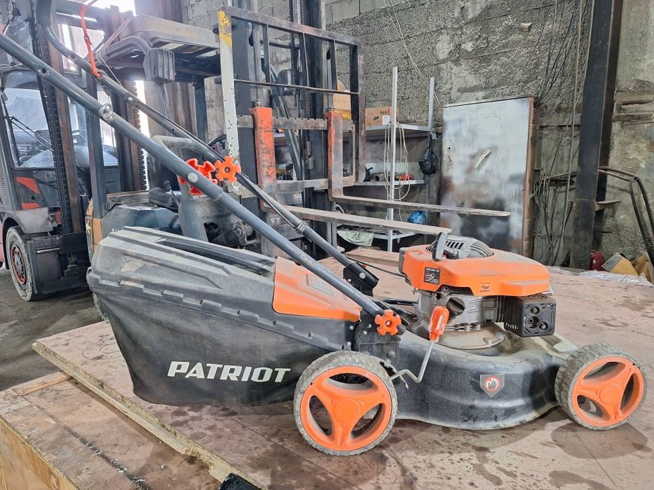 Газонокосилка, IVT Patriot продается