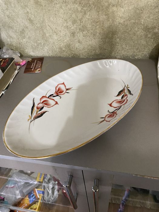 Продаю глубоко блюдо