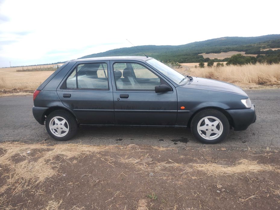 Форд фиеста 1.3 бензин