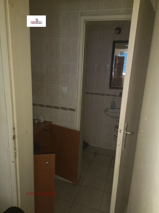 Дава се под наем Офис в Варна, Лятно кино Тракия - 40 кв.м за 400 € - Снимка #7