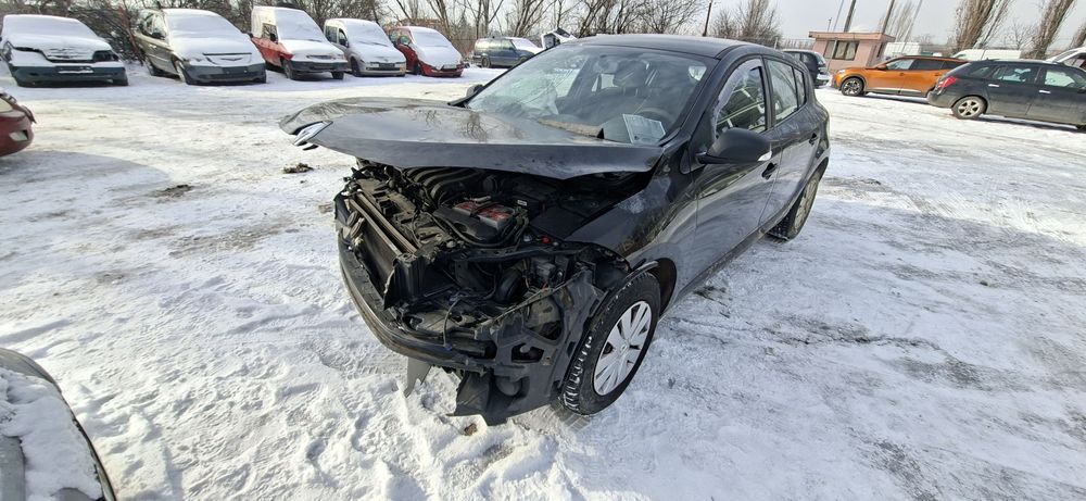 Dezmembrez Renault Megane 3 1.6B 2012