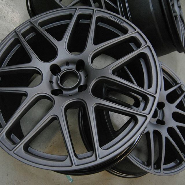 Услуга порошковая покраска полимеризации металл