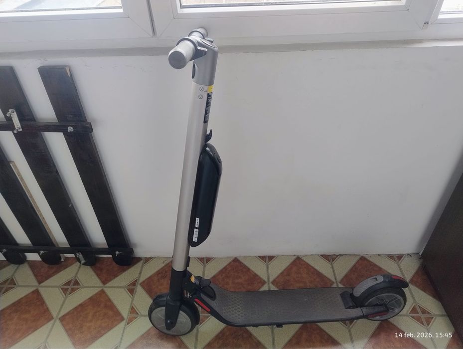 Trotineta electrica ninebot Segway ES2