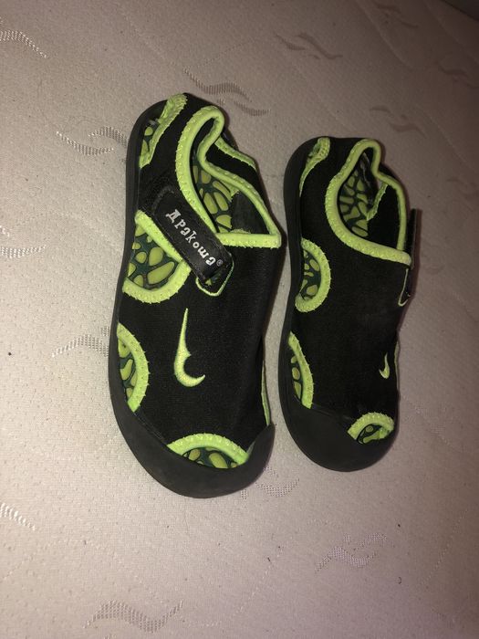 Nike оригинални  маратонки