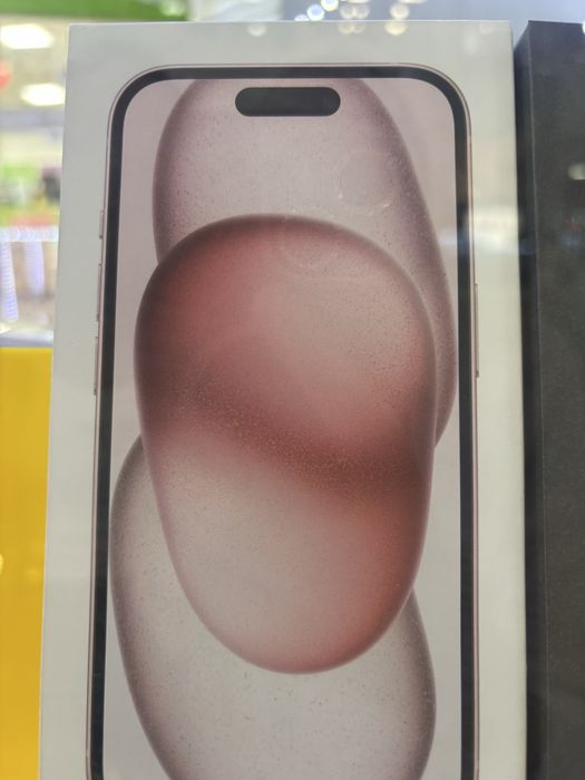 Iphone 15 цвет розовый