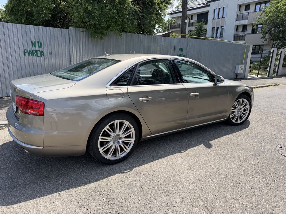 AUDI A8 0 — imagine 2