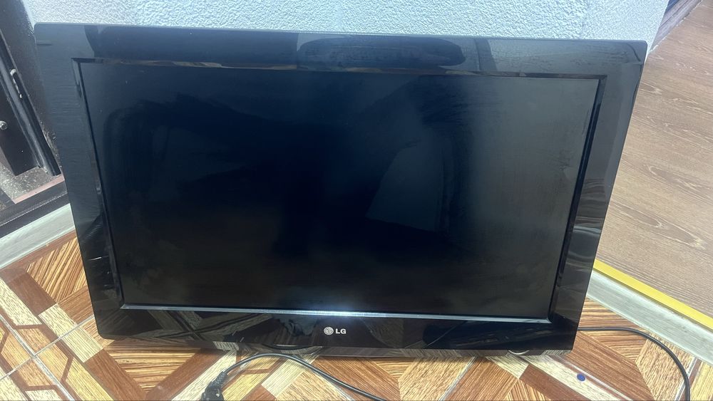 Продаю телевизор