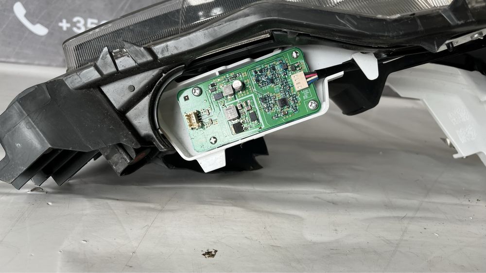 Ляв фар Subaru Forester 2019-