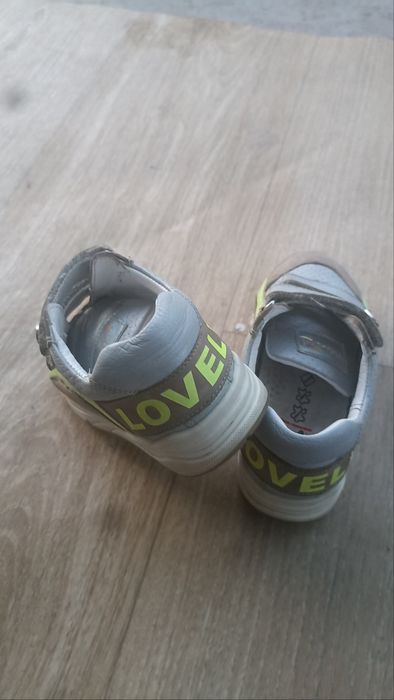 Детский кросовка tiflani