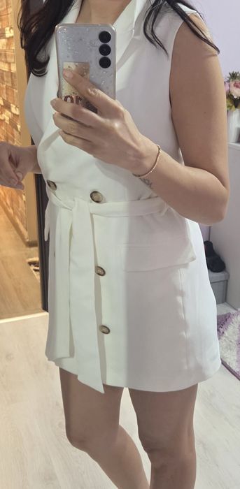Бяла рокля сако zara XS-S