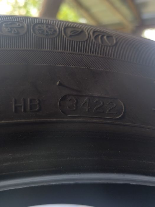 Hankook 225/60/18 всесезонни