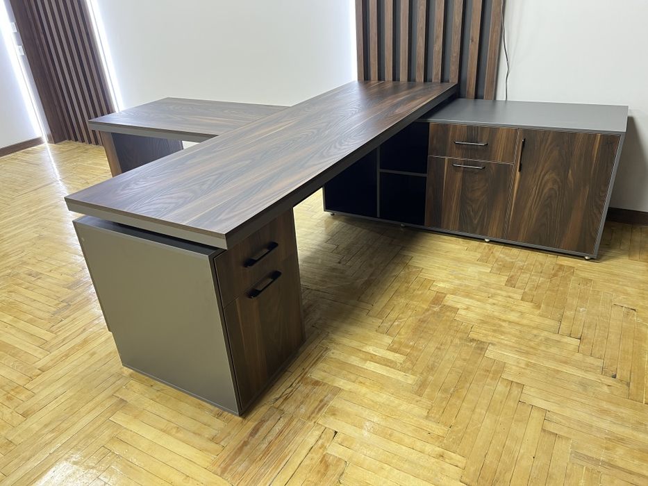 Ofis va barcha turdagi mebellar buyurtma asosida tayyorlab beramiz