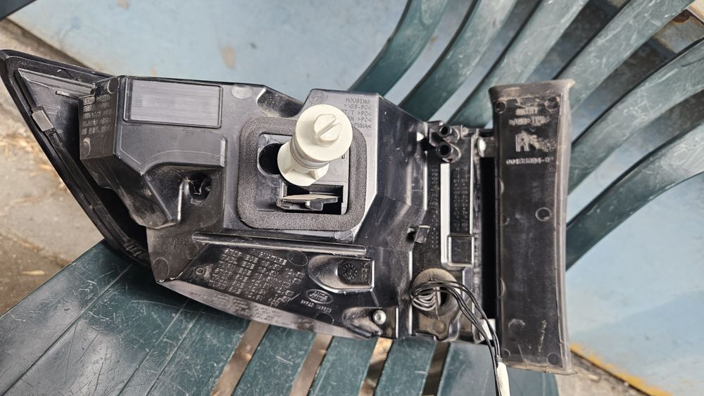 Външен Десен Стоп за Land Rover Discovery Sport L550